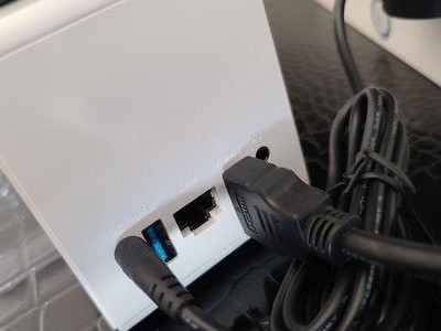 移动硬盘怎么接电视盒子,移动硬盘与电视盒子的完美融合攻略