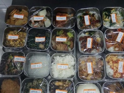 沙松下食堂（品味多元文化的精髓，感受美食的无尽魅力）