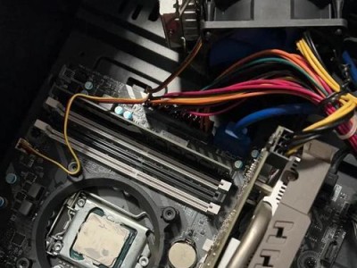 电脑主机闪红开不了机的解决办法（教你轻松解决电脑主机闪红无法开机的问题）